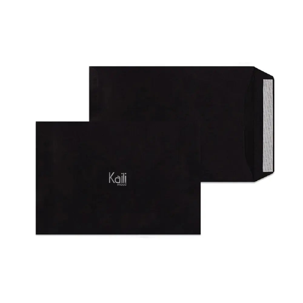 K0044AB | Sous-main en cuir véritable pleine fleur avec motif dollar grainé – Couleur noir – Dimensions : 50 x 37 x 0,5 cm – Emballage : Enveloppe en carton noir