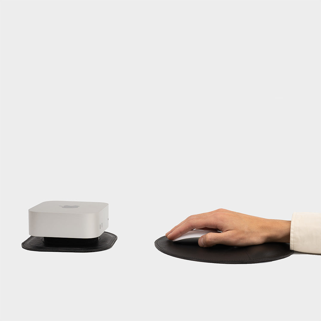Full-Grain Leather Mouse Pad With Wrist Support